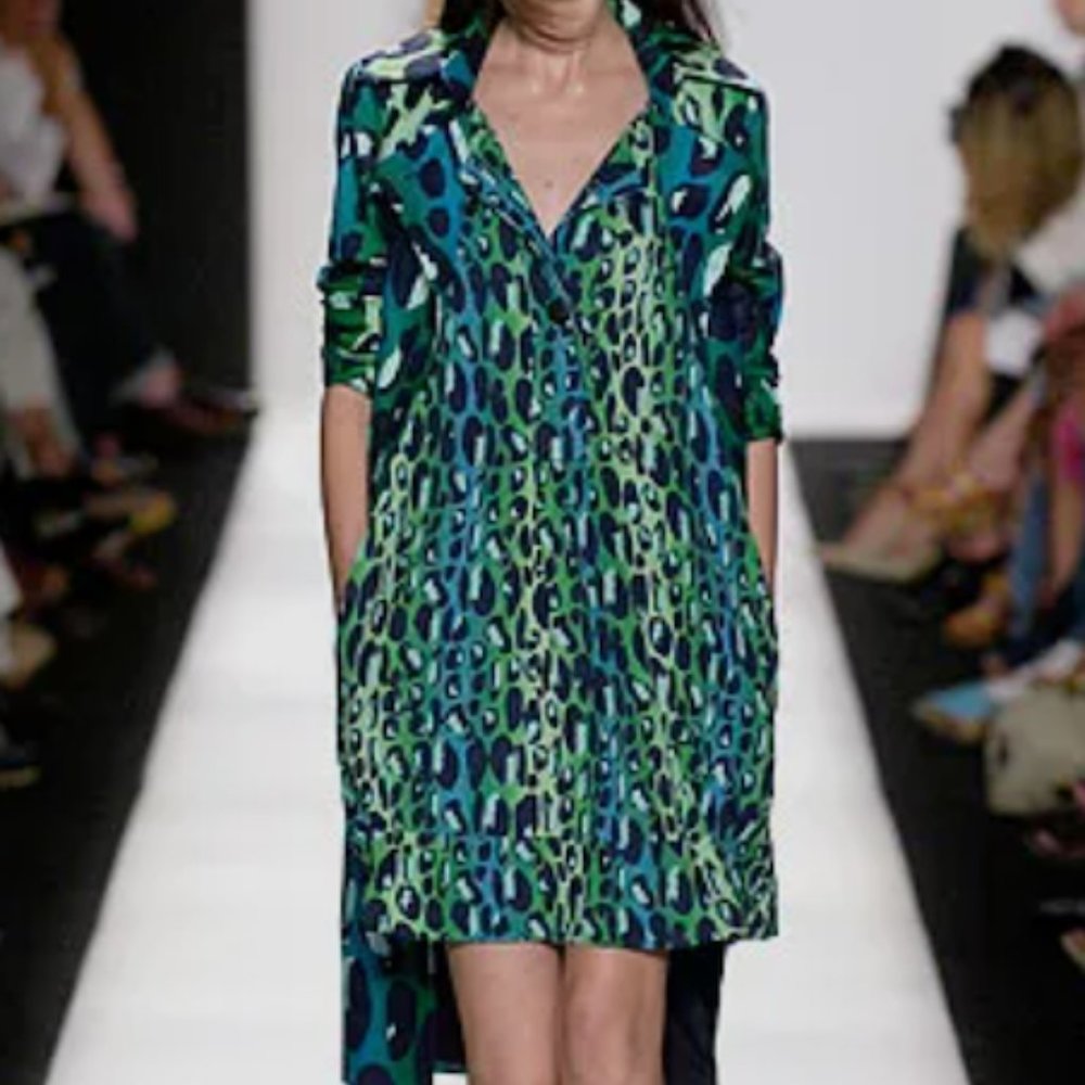 2007 RTW DVF Animal Print Shift Dress